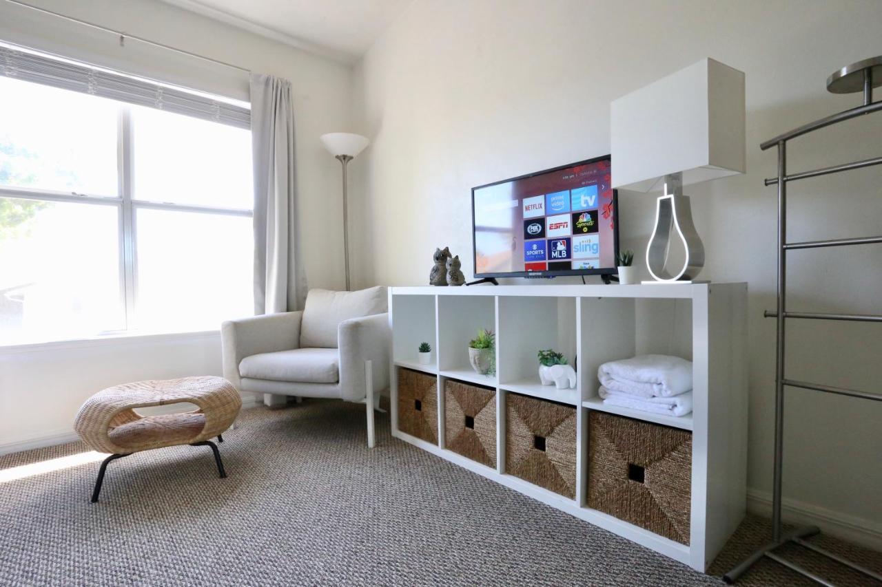 غينزفيل، فلوريدا Oaks Modern & Comfy Condo In The Perfect Location المظهر الخارجي الصورة